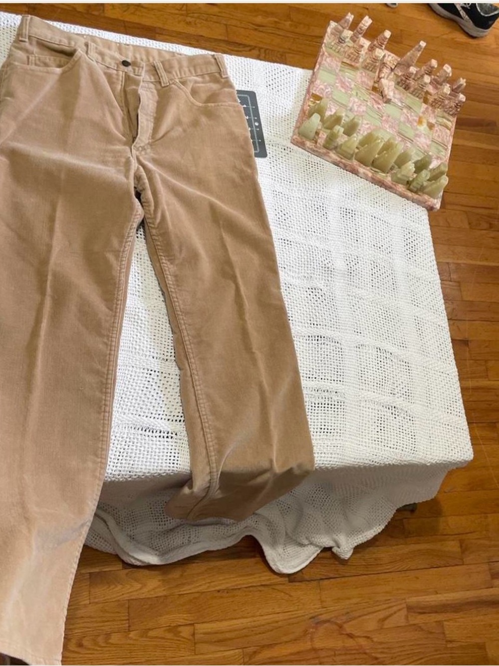 Levi's Straight Corduroy Jeans in Tan